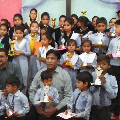 Pakistani School Kids 05